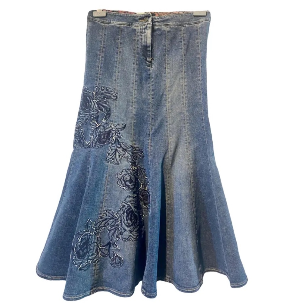 Roberto Cavalli Denim Skirt with Embroidery - Picture 4 of 17
